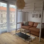 Central Karlin Apartments