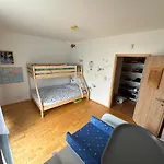 Simple Stay With Garden 15 Min From Center&Airport