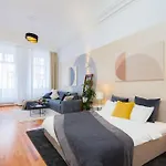 Lovely Historical Home In Mala Strana - N1St