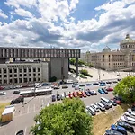 Cozy Apartment In The Center Of Prague, Opposite The National Museum
