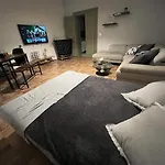 Karlin Apartman