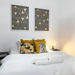 Cute 1Bedroom Center Apartment