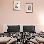 Apartment Vltavska A
