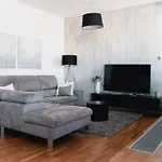 Prague Marina River View Apartment Close To City Centre Free Parking