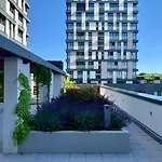 The Dawn Towers Apartment Zizkov