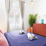 Prague Days - Eclectic Apartment In Trendy Area