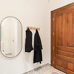 Prague Days - Eclectic Apartment In Trendy Area