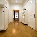 Prague Elite Residences - Parizska Street Apartment 150 M2
