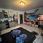 Monfas Apartment Provence In Prague
