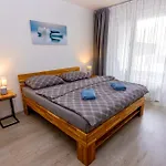 Modern Apartment • Garden • Near The City Center