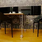 Extravagant Apartment In Prague