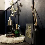 Spacious Flat & Parking Possibility, 3 Stops To Wenceslav Square