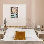 King\'S Road Residence