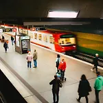 Cozy Homestay At Andel Prague