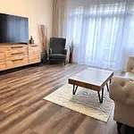 Eva\'S Apartment Prague