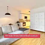 Apartment With Free Parking In Prague