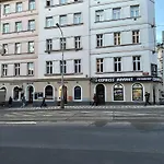 Apartment 4 Room, 2 Bath, Parking