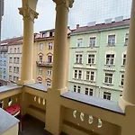 Bohemian Apartments Near The Center