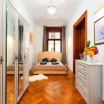 Imperial Deluxe Suite