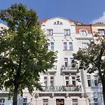 Turnkey I Letna Park Apartments