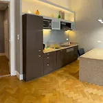 Holec Apartments