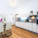 Wenceslas Square 2 Bedroom Apartment
