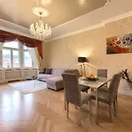 Milosrdnych Apartments