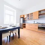 Boheme Apartment Prague Three