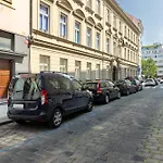 Cute 1Bedroom Center Apartment