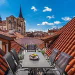 Chateau 9 Apartments By Adrez