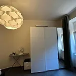 Self Check-In 45M2 Apartment Facing Tram Station