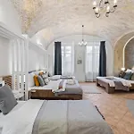 Charles Bridge Historical Apts By Michal&Friends