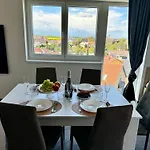 Byt Apartman 2Rooms 76M2 All New