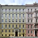 Alqush Downtown Hotel