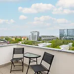 Apartman U Metra S Terasou