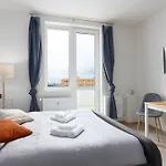 Apartman U Metra S Terasou