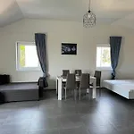 Apartman Byt 75M2 Klid Priroda Pro Rodinu