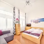 Paradise Apartment