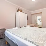 Flat In Zizkov -403-