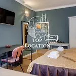 Louren - The Bridge Inn
