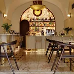 Hotel Nerudova 211