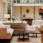 Hotel Nerudova 211