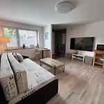 Apartments Praha Jinonice