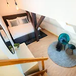 A/C Lux Rooftop Apt 6Br+3.5Bath Wenceslas Square