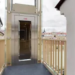 Unique City Centre Duplex, Prague Castle View, Roof Top Terrace