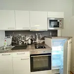Wash Apartment On Metro Prague 1
