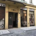 Entire Unit In The Center Of Prague