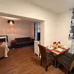 Amazing Apartment Zborovska