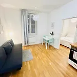 Cozy Design Apartments Right Next To Wenceslas Square