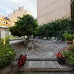 Hotel White Lion